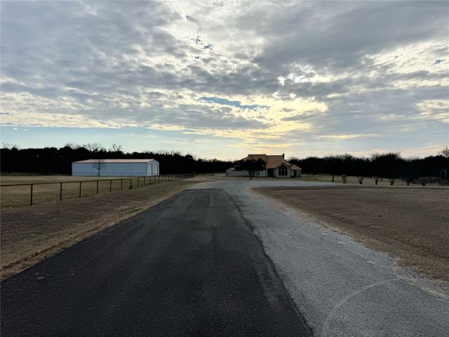 4895 Meadow Breeze Court, Fort Worth, TX 76140