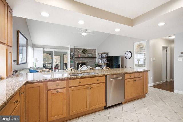 6126 ROCKWELL CT, Burke, VA 22015