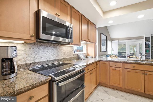 6126 ROCKWELL CT, Burke, VA 22015