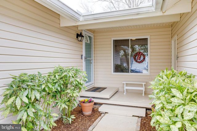 6126 ROCKWELL CT, Burke, VA 22015