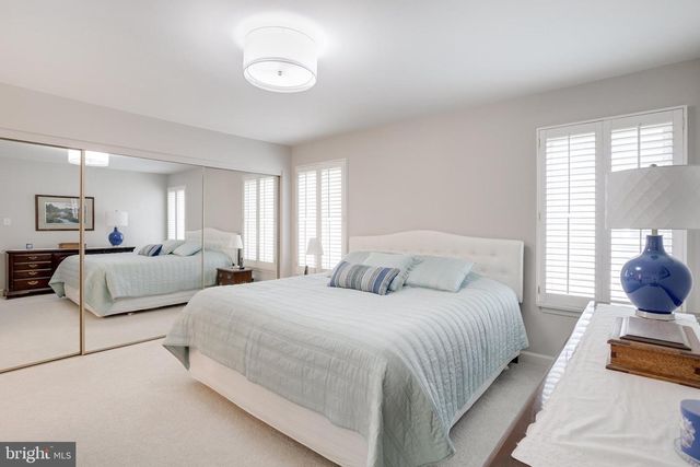 6126 ROCKWELL CT, Burke, VA 22015