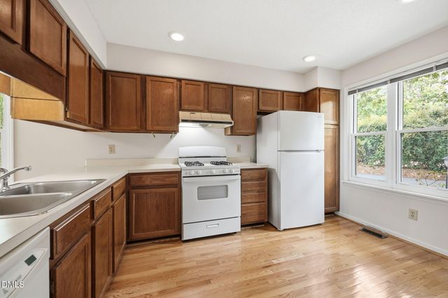 5932 Carmel Lane, Raleigh, NC 27609