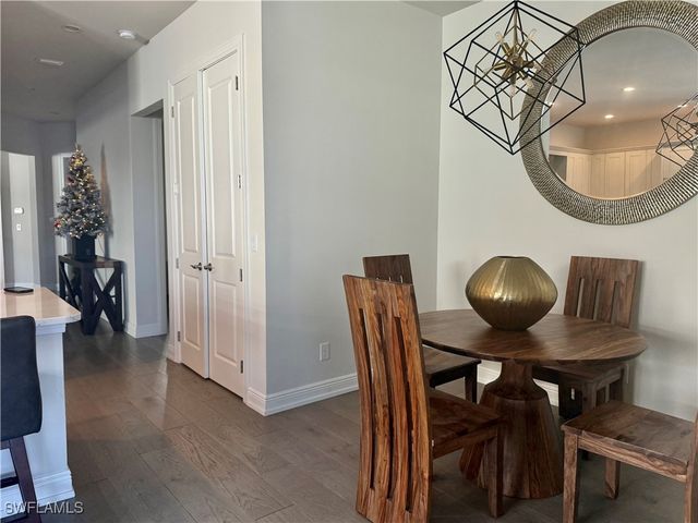 9179 Cayman DR, Naples, FL 34114