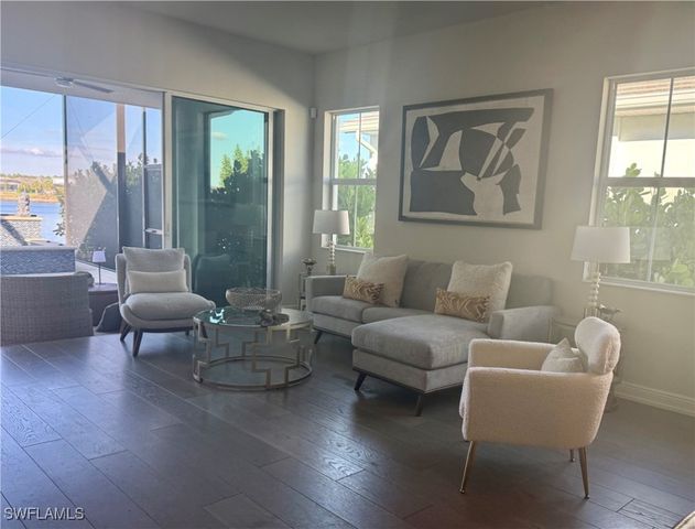 9179 Cayman DR, Naples, FL 34114