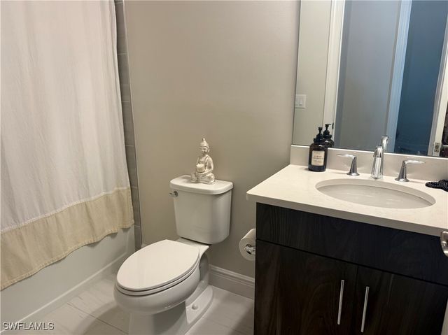 9179 Cayman DR, Naples, FL 34114