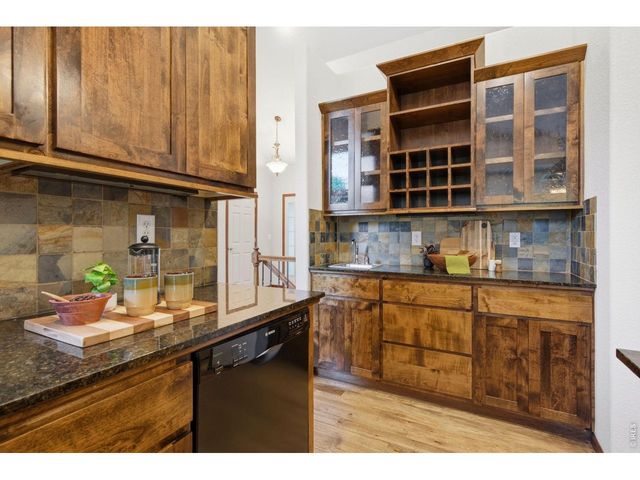 1925 Massachusetts St, Loveland, CO 80538