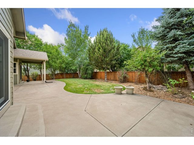 1925 Massachusetts St, Loveland, CO 80538
