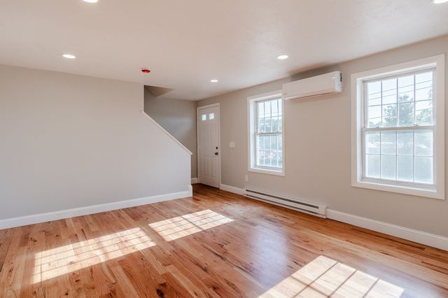 28A Boylston Street, Worcester, MA 01605