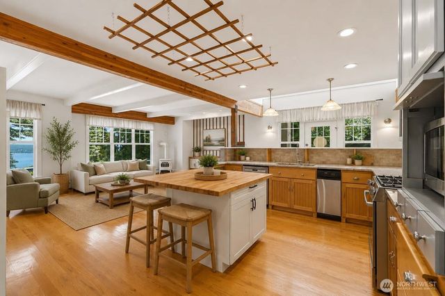 3445 SE Camano Drive, Camano Island, WA 98282