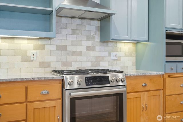 3445 SE Camano Drive, Camano Island, WA 98282