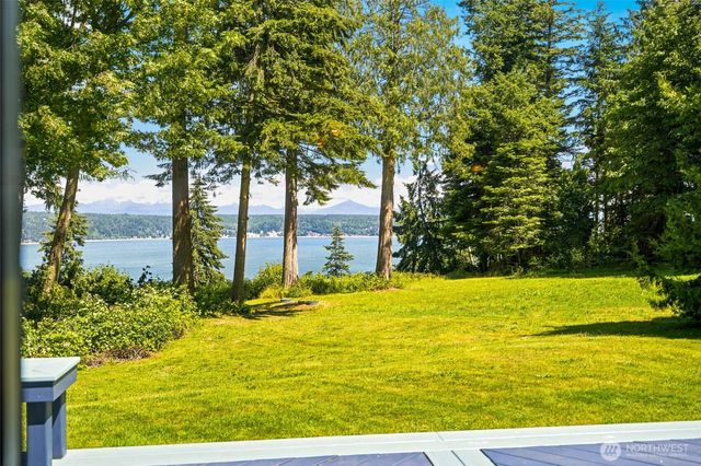 3445 SE Camano Drive, Camano Island, WA 98282
