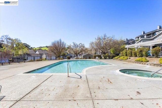 8040 Mountain View Drive C, Pleasanton, CA 94588