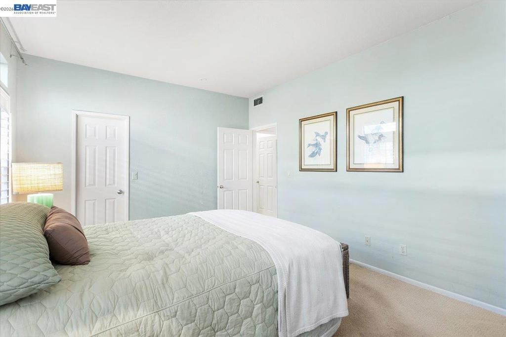 Image 14 of property listing at 8040 Mountain View Drive C, Pleasanton, CA 94588