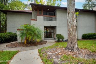 1101 WOOD HILL Place 1101, Jacksonville, FL 32256