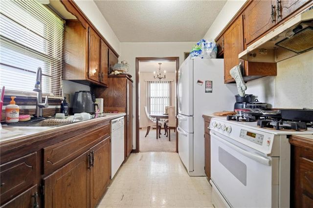 1766 N 64th Terrace, Kansas City, KS 66102