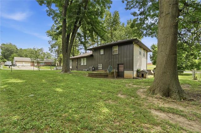 1766 N 64th Terrace, Kansas City, KS 66102