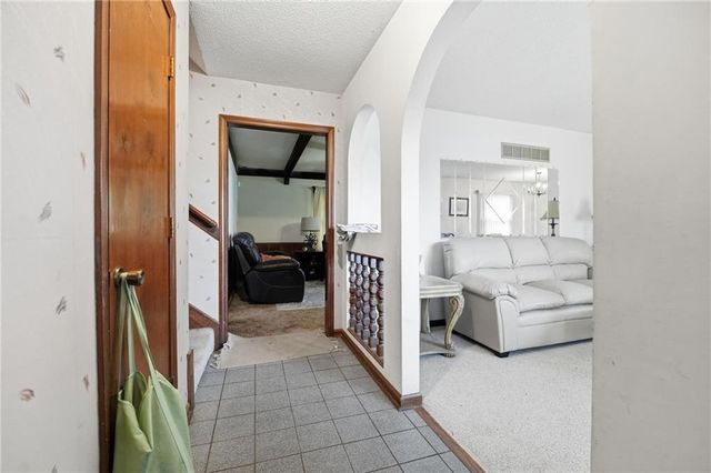 1766 N 64th Terrace, Kansas City, KS 66102