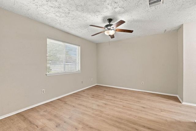 407 Ironbark Drive, Houston, TX 77598