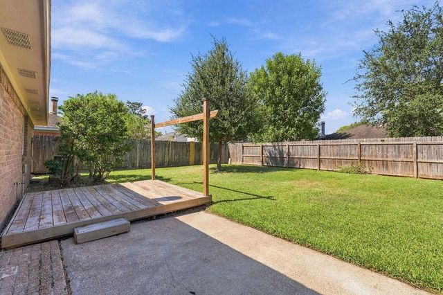 407 Ironbark Drive, Houston, TX 77598