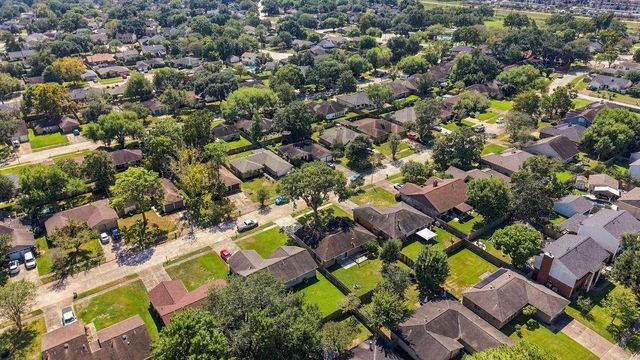 407 Ironbark Drive, Houston, TX 77598