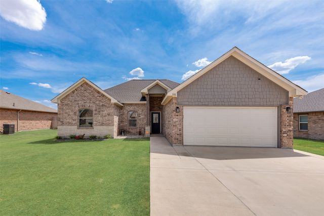 110 Springleaf Lane, Mabank, TX 75147
