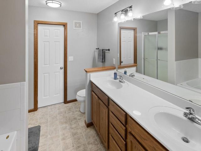 14171 Wilds Path NW, Prior Lake, MN 55372