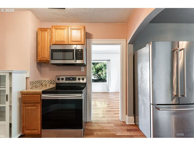 173 PIONEER Ave, Castle Rock, WA 98611
