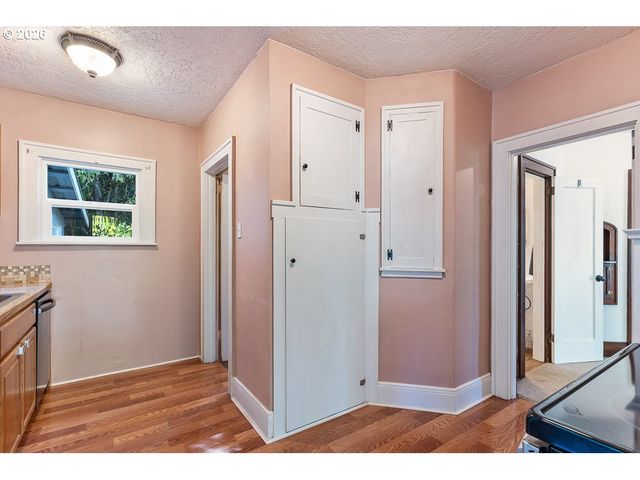 173 PIONEER Ave, Castle Rock, WA 98611