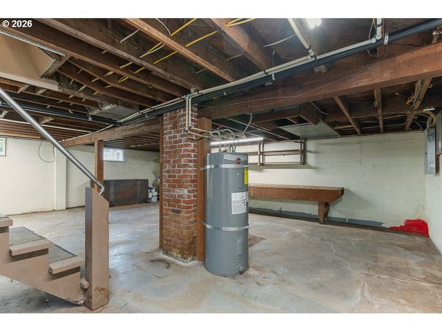 173 PIONEER Ave, Castle Rock, WA 98611