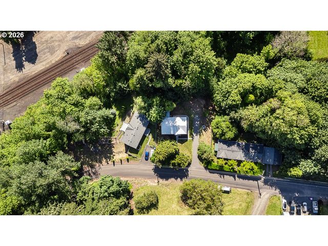 173 PIONEER Ave, Castle Rock, WA 98611