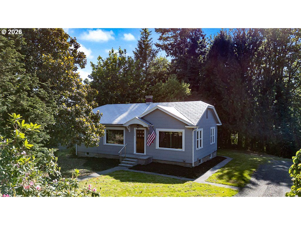 173 PIONEER Ave, Castle Rock, WA 98611