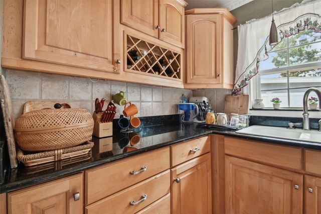 2331 64TH STREET N, St Petersburg, FL 33710