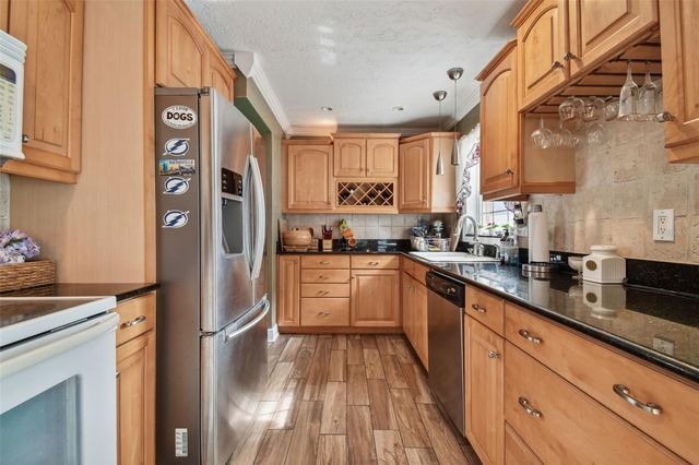 2331 64TH STREET N, St Petersburg, FL 33710