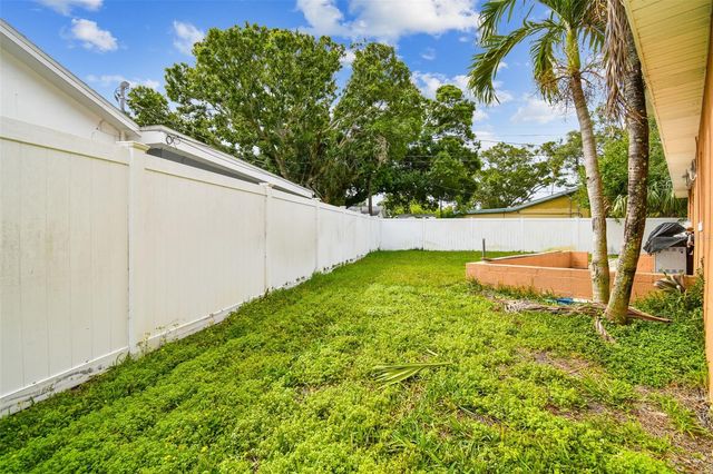 2331 64TH STREET N, St Petersburg, FL 33710