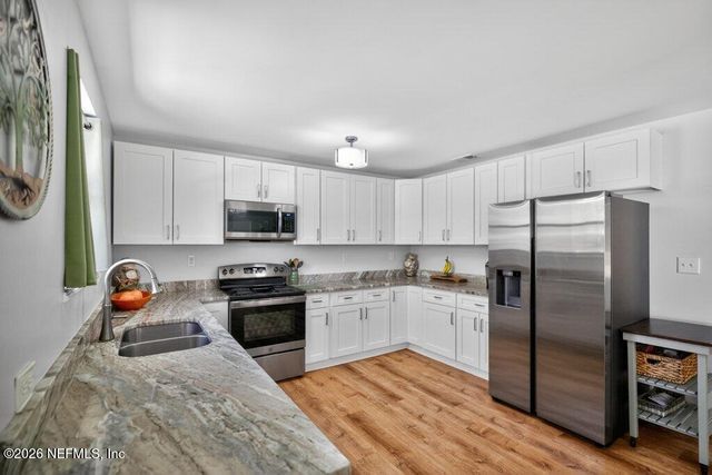 11049 OLD KINGS Road, Jacksonville, FL 32219