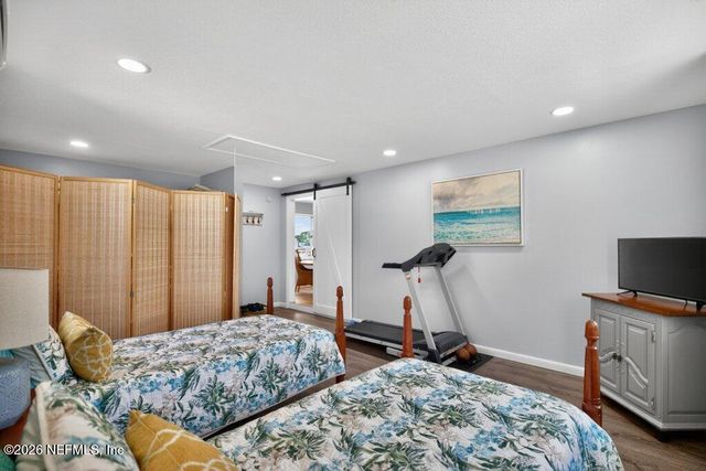 11049 OLD KINGS Road, Jacksonville, FL 32219