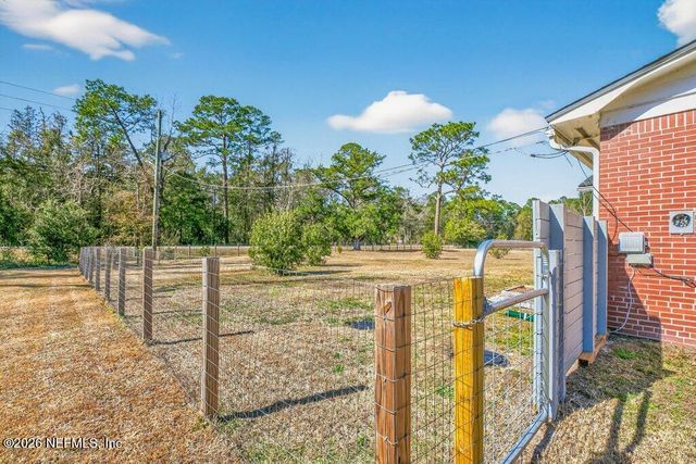 11049 OLD KINGS Road, Jacksonville, FL 32219