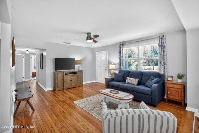 11049 OLD KINGS Road, Jacksonville, FL 32219