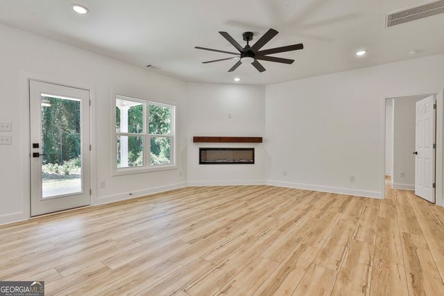 404 W Boyd Road, Hogansville, GA 30230