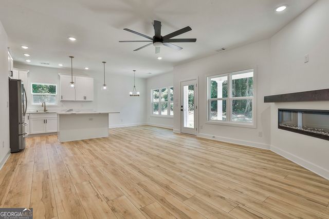 404 W Boyd Road, Hogansville, GA 30230