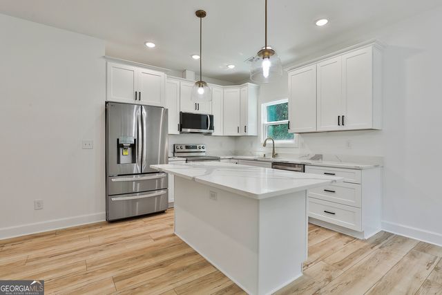 404 W Boyd Road, Hogansville, GA 30230