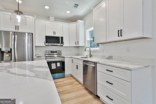 404 W Boyd Road, Hogansville, GA 30230