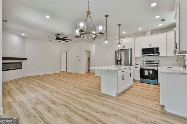 404 W Boyd Road, Hogansville, GA 30230