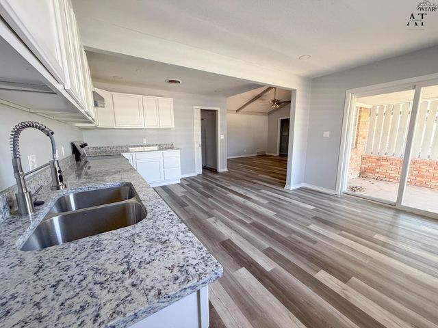 1002 JAN DRIVE, Burkburnett, TX 76354