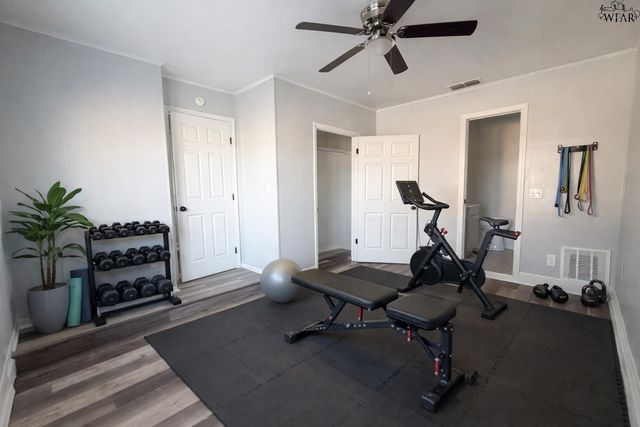 1002 JAN DRIVE, Burkburnett, TX 76354