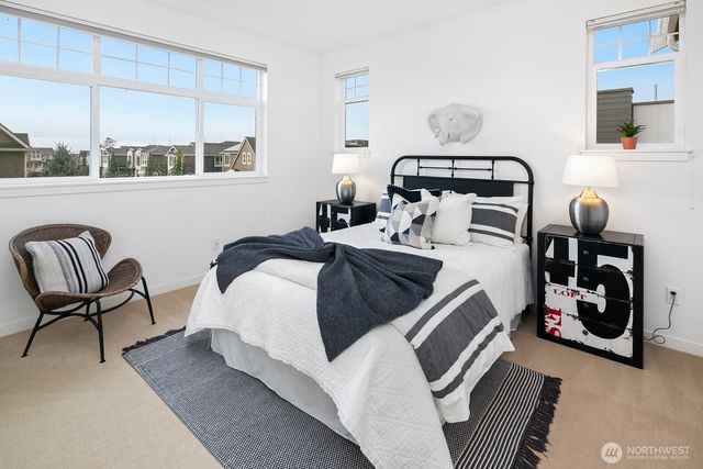 3048 39th Avenue W, Seattle, WA 98199