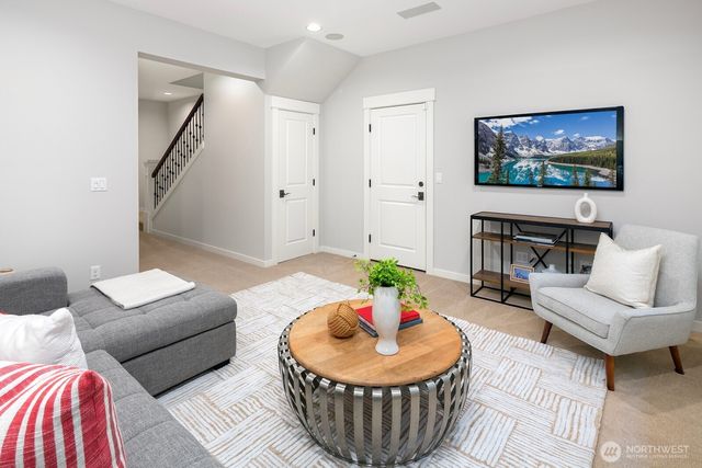 3048 39th Avenue W, Seattle, WA 98199