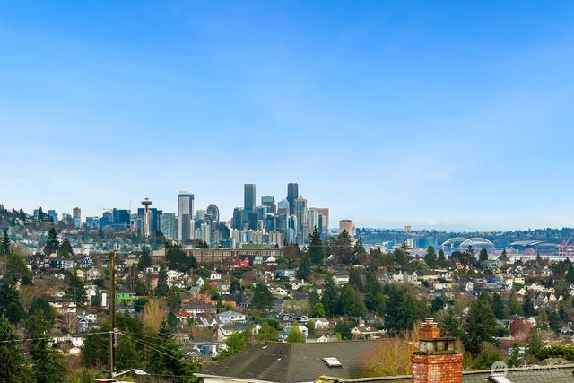 3048 39th Avenue W, Seattle, WA 98199