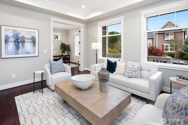 3048 39th Avenue W, Seattle, WA 98199