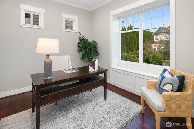 3048 39th Avenue W, Seattle, WA 98199